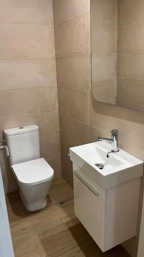 Apartamento En La Playa. Free Parking. Free Wifi Ля Эскала Экстерьер фото